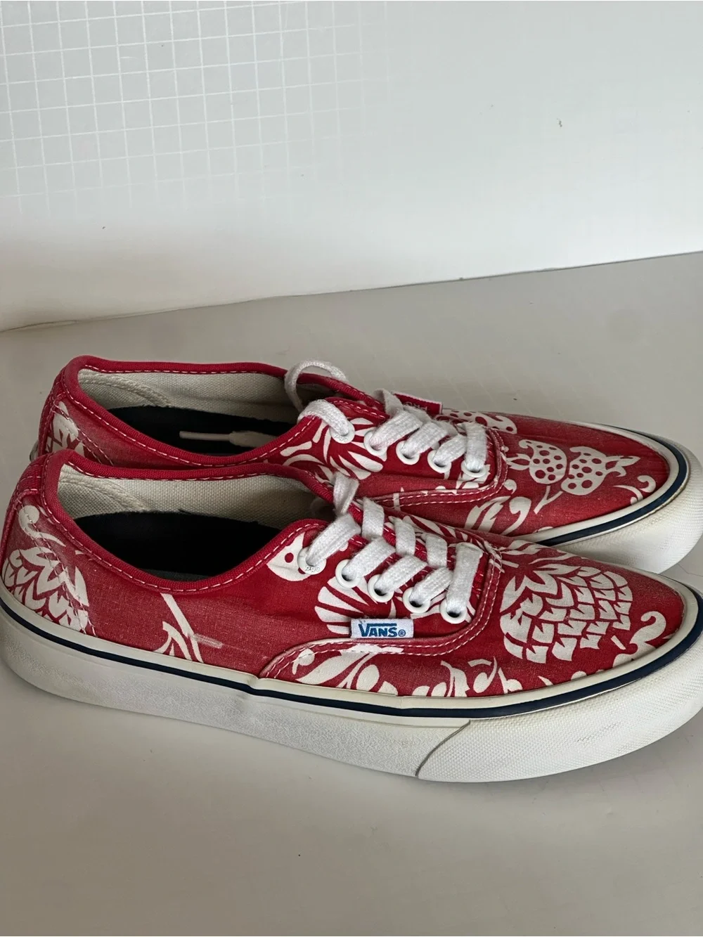 Vans Authentic Pro Hawaiian Floral Red Canvas Skate Shoes Men 6.5 Women 8